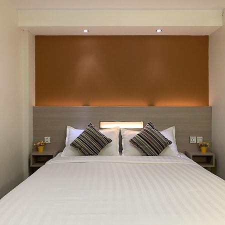 The Vibe Inn Yangon Ngoại thất bức ảnh