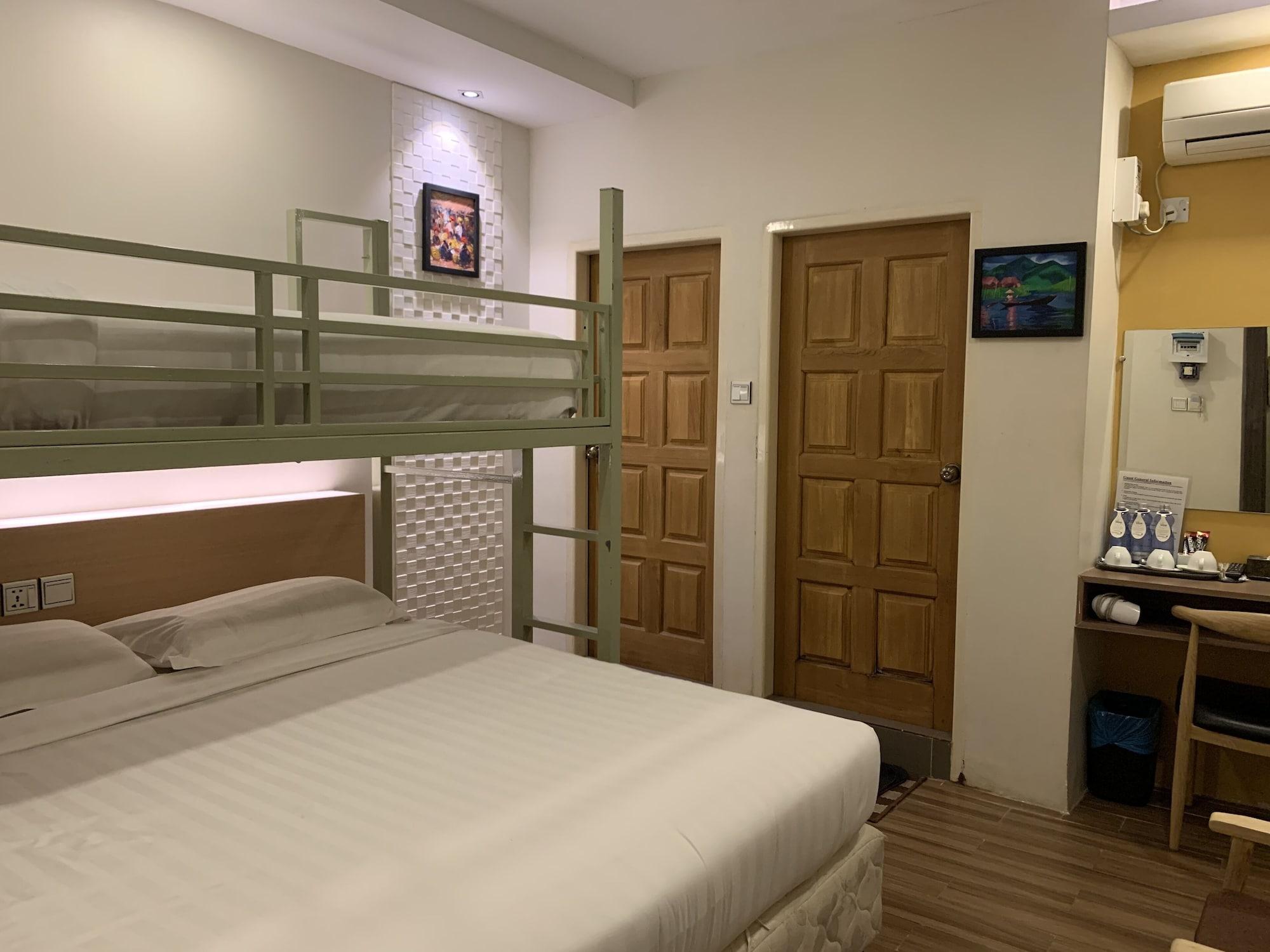 The Vibe Inn Yangon Ngoại thất bức ảnh