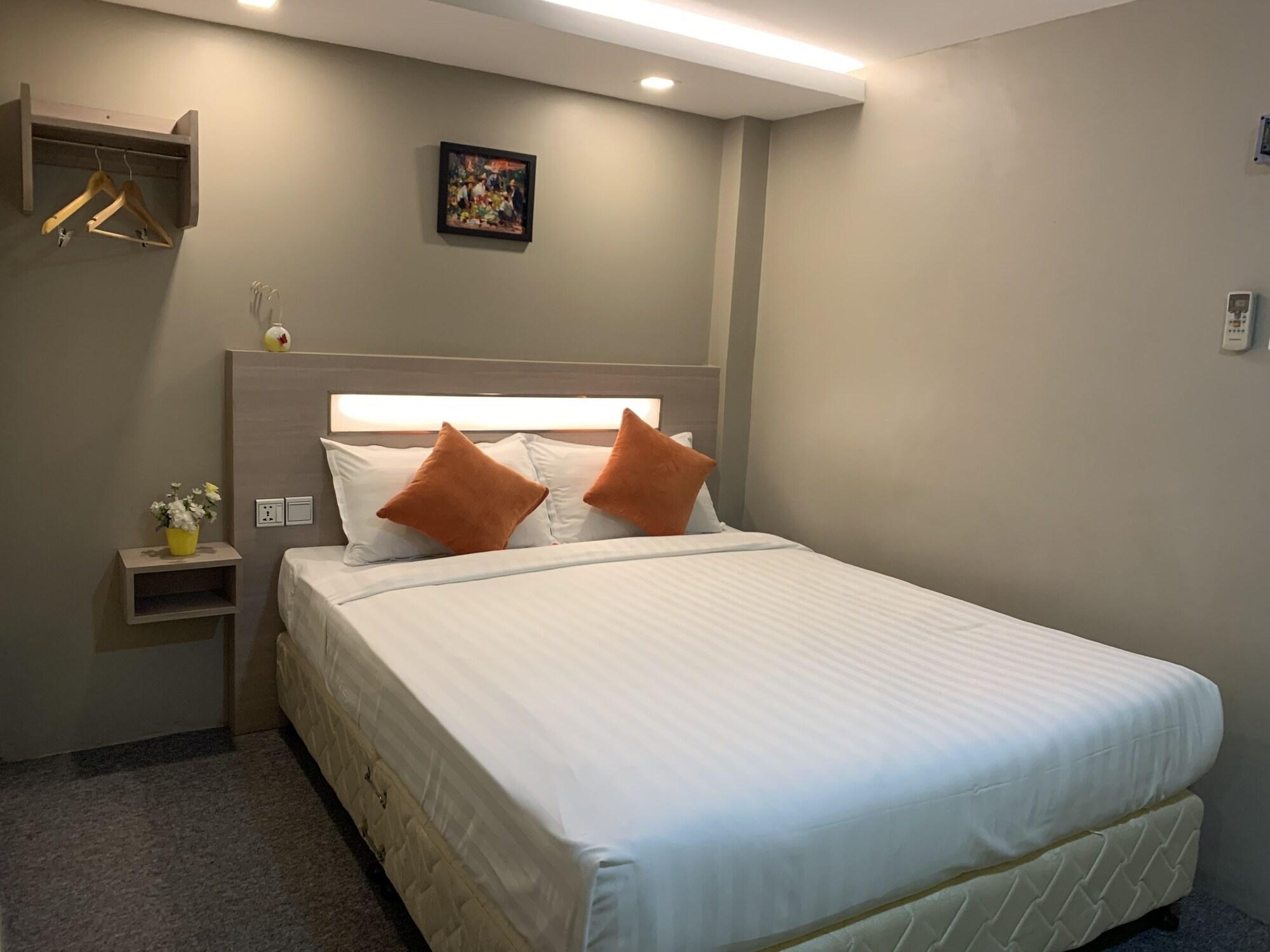 The Vibe Inn Yangon Ngoại thất bức ảnh