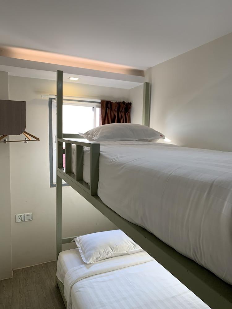 The Vibe Inn Yangon Ngoại thất bức ảnh